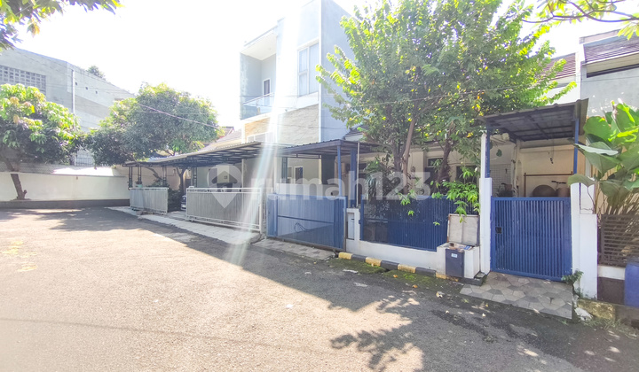 Land Area 104, North Facing, 15 Minutes to Bintaro Jaya Xchange Mall J-38766 Land Area 104, North Facing, 15 Minutes to Bintaro Jaya Xchange Mall J-38766