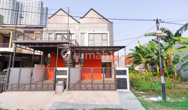 Rumah Strategis 2 Lantai 10 Menit ke RS EMC Pekayon Sudah Renov J24233