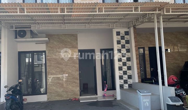 Rumah Carport Luas 8 Menit ke Living Plaza Pamulang Dibantu KPR J39695 Rumah Carport Luas 8 Menit ke Living Plaza Pamulang Dibantu KPR J39695