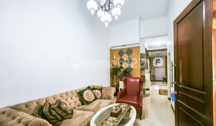 Rumah 2 Lt SHM Hadap Timur 8 Menit ke Vivo Mall Sentul Siap Huni J-37845 2