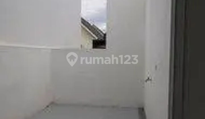 Rumah Hadap Selatan LB 160 Siap KPR 14 Menit ke Grand Galaxy Park J-33206 2