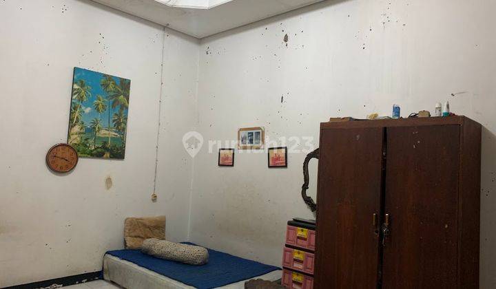 Rumah Strategis 10 Menit ke Terminal Lebak Bulus Luas 1 Lt Bisa KPR J-30974