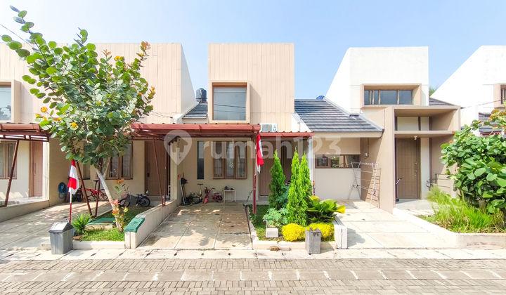 Beautiful House Ready to Live 15 Minutes to Cisauk Station Assisted with Mortgage J-36628 Beautiful House Ready to Live 15 Minutes to Cisauk Station Assisted with Mortgage J-36628