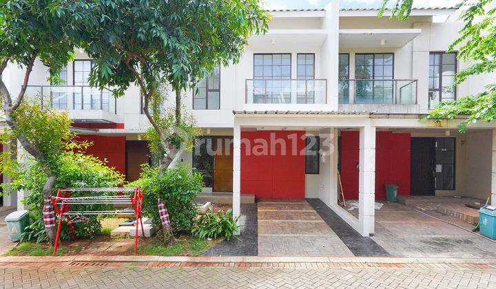 Rumah Siap Huni 10 menit ke Mandaya Royal Hospital Puri Dibantu KPR J17450