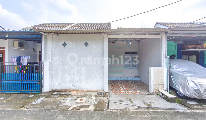 Rumah Seken Terawat di Cluster Mutiara Curug Bebas Banjir J32579