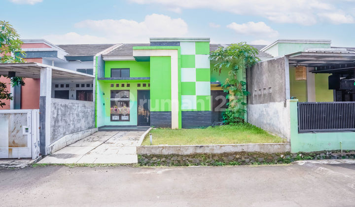 Rumah SHM Terawat 15 Menit ke Gerbang Tol Cimanggis Baru Renov J-30648 1