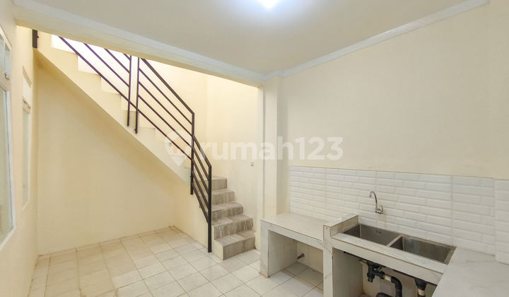 House 15 Minutes to The Breeze BSD City, North Facing, Assisted with Mortgage J-37830