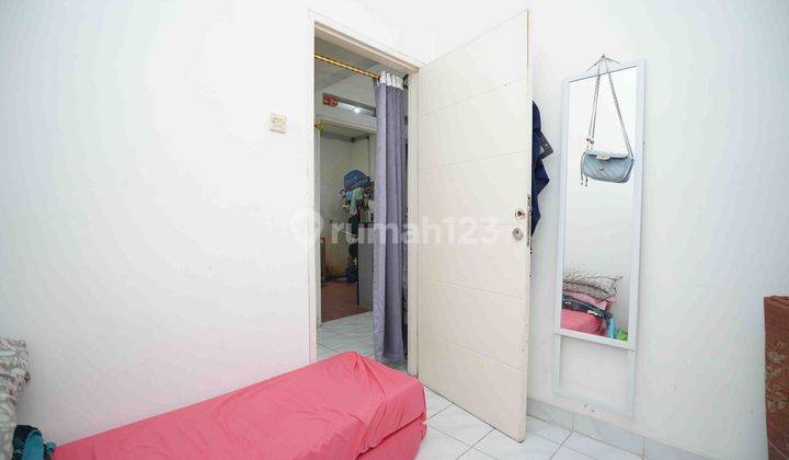Rumah SHM Hadap Utara dekat RSU Kota Tangerang Selatan J13205 2