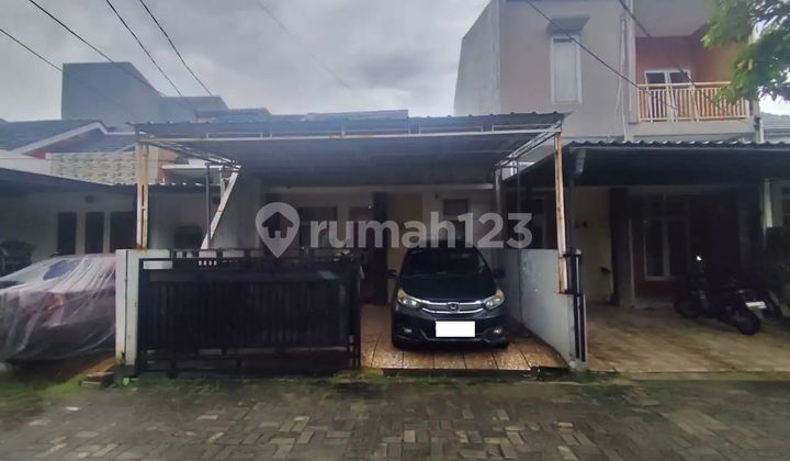 Rumah Strategis 14 Menit ke Gerbang Tol Cibubur 2 Bebas Banjir J39888 Rumah Strategis 14 Menit ke Gerbang Tol Cibubur 2 Bebas Banjir J39888