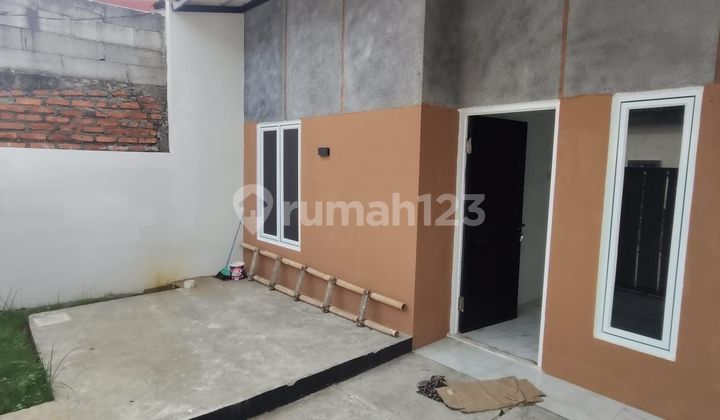 SHM House Well-Maintained 15 Minutes to Bojong Gede Terminal Assisted with KPR J38232