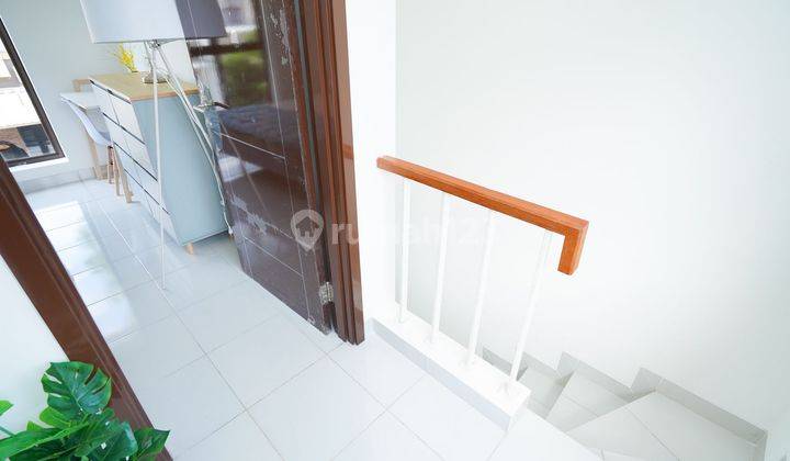 Rumah 2 Lt Strategis 7 menit ke Mall Paradise Walk Serpong Siap KPR J10310 2