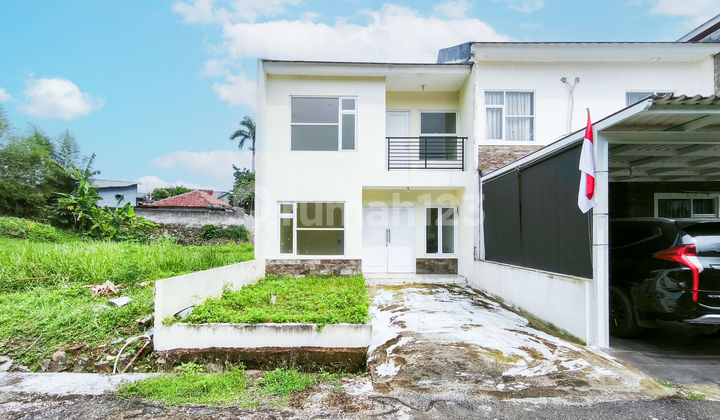 2-Story House Free Renovation 15 Minutes to Kayu Manis Toll Gate 1 KPR Ready J35131 2-Story House Free Renovation 15 Minutes to Kayu Manis Toll Gate 1 KPR Ready J35131