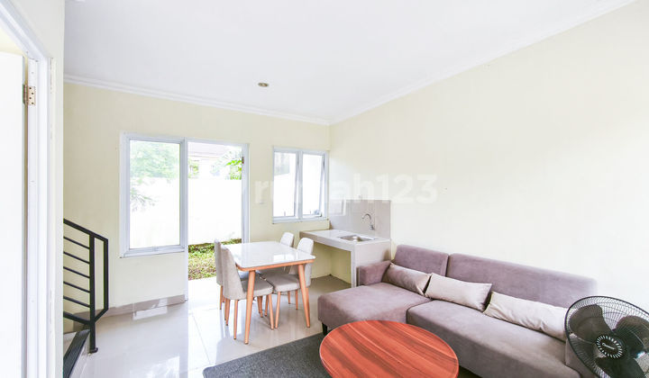 2-Story House Free Renovation 15 Minutes to Kayu Manis Toll Gate 1 KPR Ready J35131 2-Story House Free Renovation 15 Minutes to Kayu Manis Toll Gate 1 KPR Ready J35131