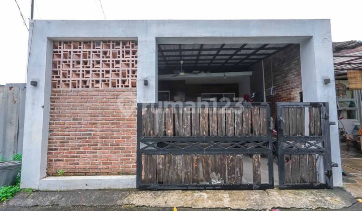 Rumah Strategis 11 Menit ke Terminal Sawangan 1 Lt Siap Huni J35612