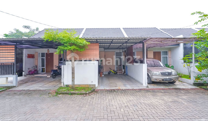 Rumah Strategis 8 menit ke The Park Sawangan Siap Huni J-30314