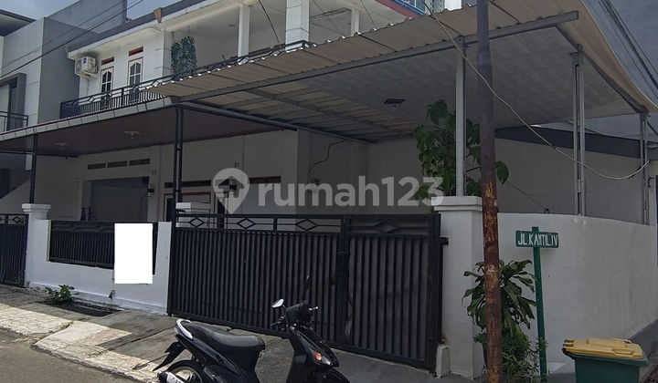 Strategic House 9 Minutes to Karawaci 2 Toll Gate North Facing J40553 Strategic House 9 Minutes to Karawaci 2 Toll Gate North Facing J40553