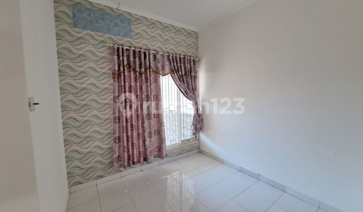 Rumah 2 Lt SHM Siap Huni 14 Menit ke Living Plaza Pamulang J-35919 2