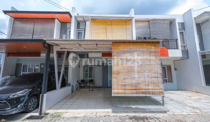 Rumah Strategis 10 Menit ke The Park Sawangan Hadap Timur Dibantu KPR J-37086