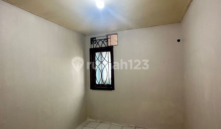 Rumah 15 Menit ke Summarecon Mall Bekasi SHM Dibantu KPR J-35268 2