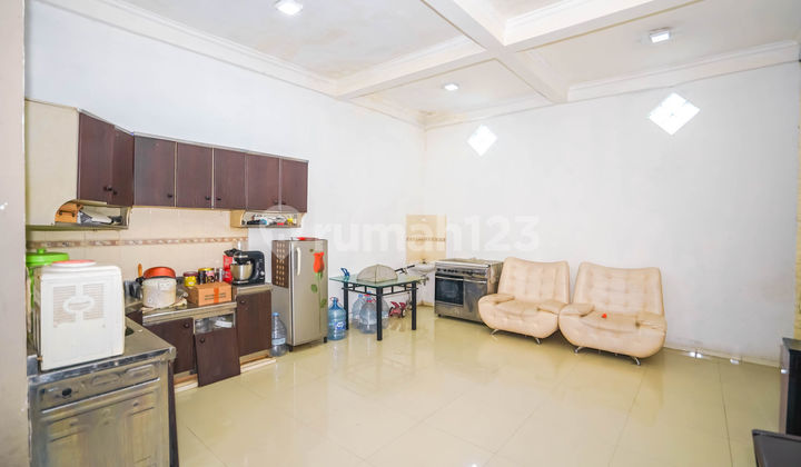 Rumah LB 160 Akses Dekat Transpark Mall Bintaro Hadap Selatan J34708 2