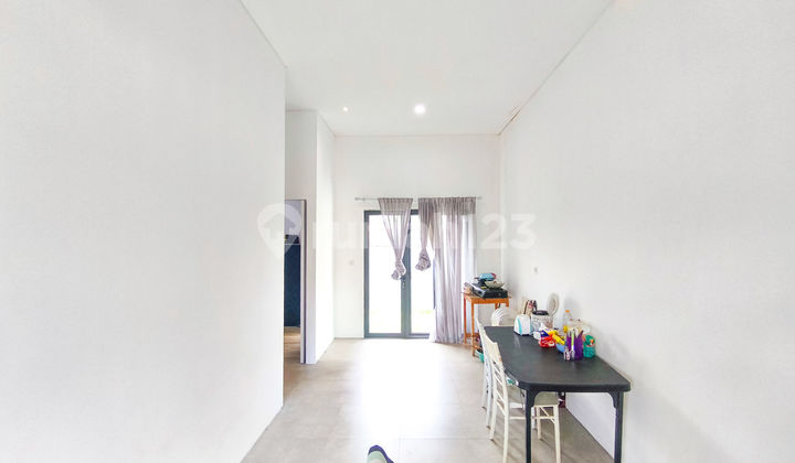 Rumah Hook Strategis Dekat Bsd 15 Menit ke Aeon Mall Hadap Timur J41116 2