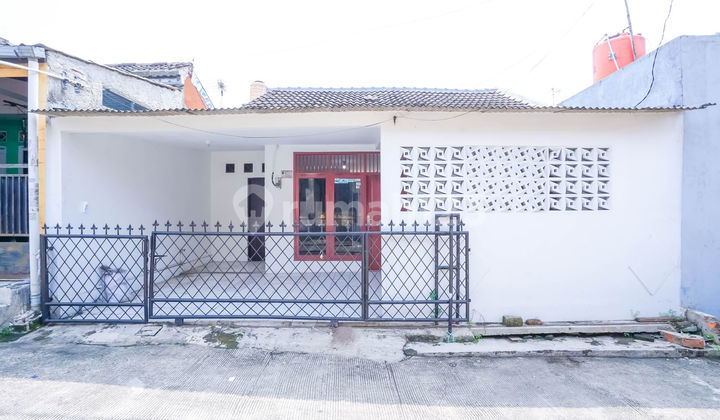 Rumah Terawat 1 Lt 15 Menit ke The Park Mall Sawangan Siap Huni J32394 Rumah Terawat 1 Lt 15 Menit ke The Park Mall Sawangan Siap Huni J32394