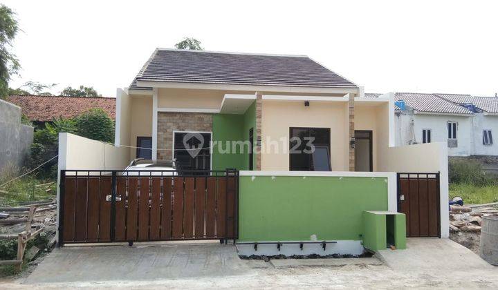 Rumah Hadap Timur LT 150 Bisa Nego 15 Menit ke Mall Pesona Square J28678 1