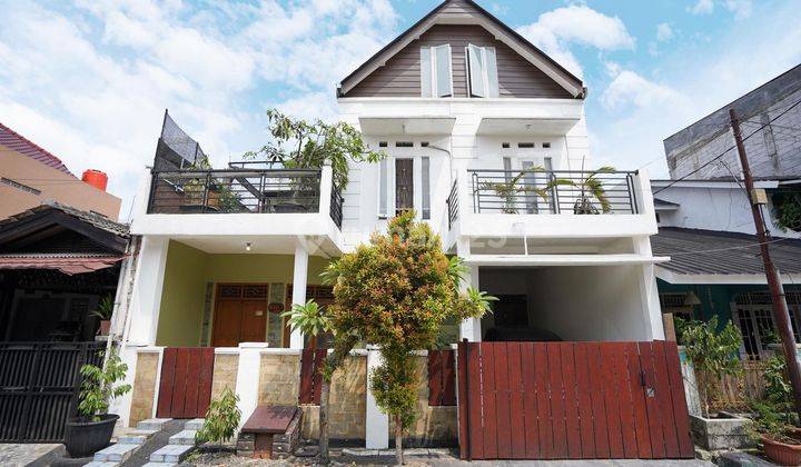 Rumah Modern Cantik 3 Lt Harga Nego 5 Mnt ke Stasiun Bojong Gede Dibantu KPR J10866 1