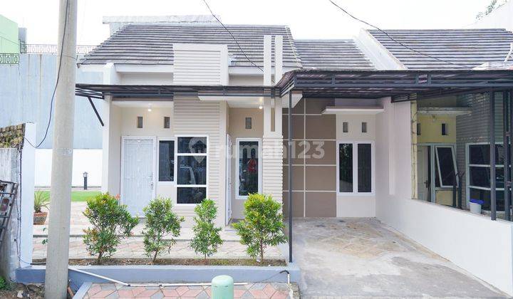 Rumah Halaman Luas Semi Furnished 8 Menit Ke Mall Cibinong City Dibantu Kpr J15920