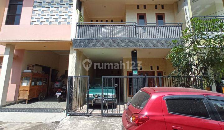 Rumah 3 Lantai Hadap Utara 15 Mnt ke Stasiun Universitas Indonesia Siap KPR J10678 1