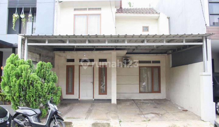 Rumah 2 Lt Carport Luas 15 Mnt ke Stasiun Universitas Indonesia Dibantu KPR J11755 1