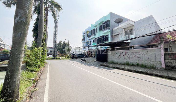 Rumah SHM LT 233 Bisa Nego 15 menit ke Stasiun Kali Deres Siap KPR J20223 2