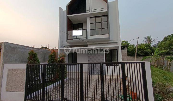 Rumah Cantik SHM Dibantu KPR 15 Menit ke Mall Paradise Walk Serpong Bisa Nego J25971 1