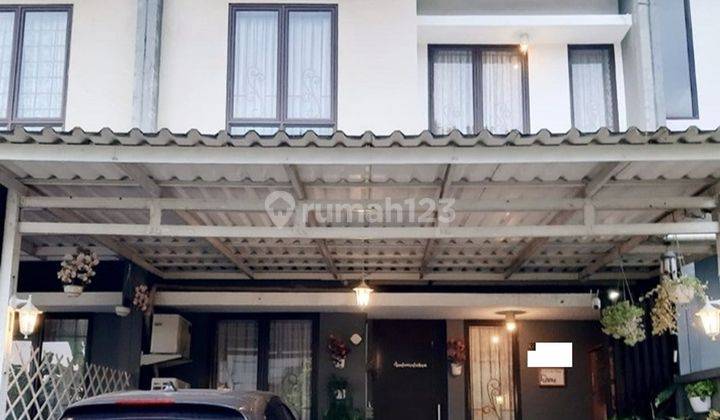 Rumah Cantik 5 Menit ke The Breeze BSD City Siap Huni Dibantu KPR J-23387