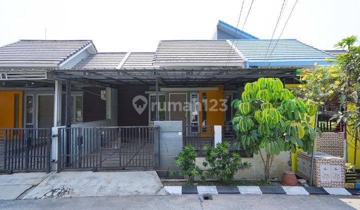 Rumah Cantik Bebas Banjir Semi Furnished di Bekasi dekat Mall Metropolitan Cibubur J16594 1