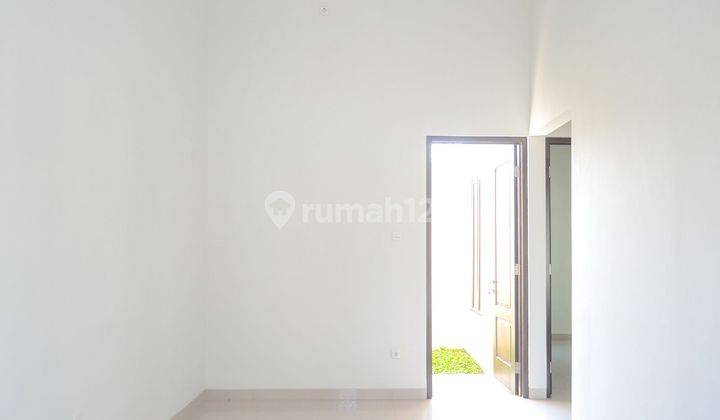 Rumah Modern Hadap Selatan 5 Menit ke RS SENTOSA Bogor Dibantu KPR J25739 2