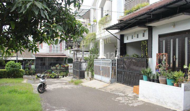 Rumah 3 Lt Hadap Timur Harga Nego di Bojong Gede dekat Stasiun J17427 2