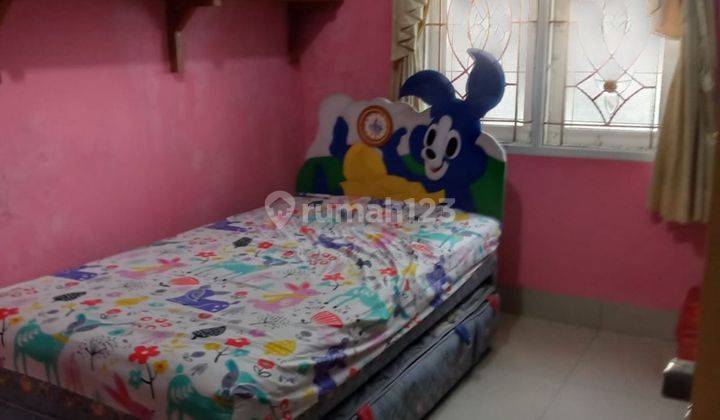 Rumah 6 Kamar Tidur Strategis 9 Menit ke Stasiun Cibinong Harga Nego Siap KPR J13020 2