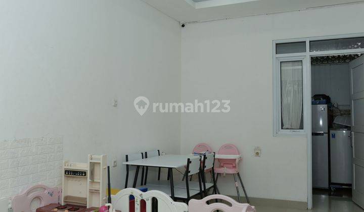 Rumah Seken Carport Luas Siap Huni 15 menit ke Terminal Cibinong Harga Nego J19996 2