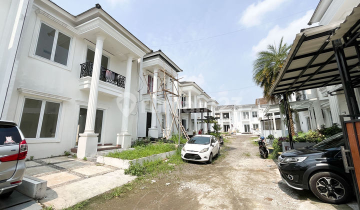 Rumah Cantik 8 Menit ke RSU Brawijaya Sawangan Dibantu KPR J22480 2