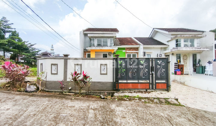 Rumah Minimalis 18 Menit ke Terminal Bus Ciawi SHM Hadap Utara J39640