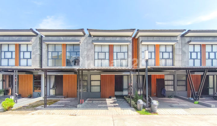 Rumah Siap Huni 15 Menit ke Stasiun Cisauk Dibantu KPR J-38763