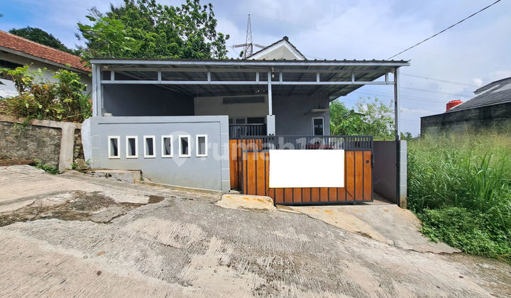 South-Facing House 13 Minutes to The Park Sawangan Ready for KPR J-37784