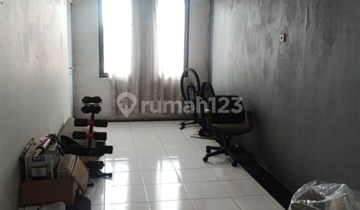 Rumah Luas Terawat 14 Menit ke Summarecon Mall Bekasi Siap Huni J31067 2