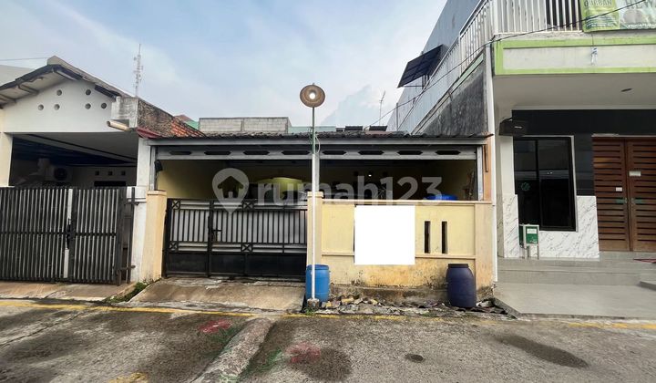 Light Installment House 6 minutes to Satria Medika Hospital Assisted by J-33700 KPR