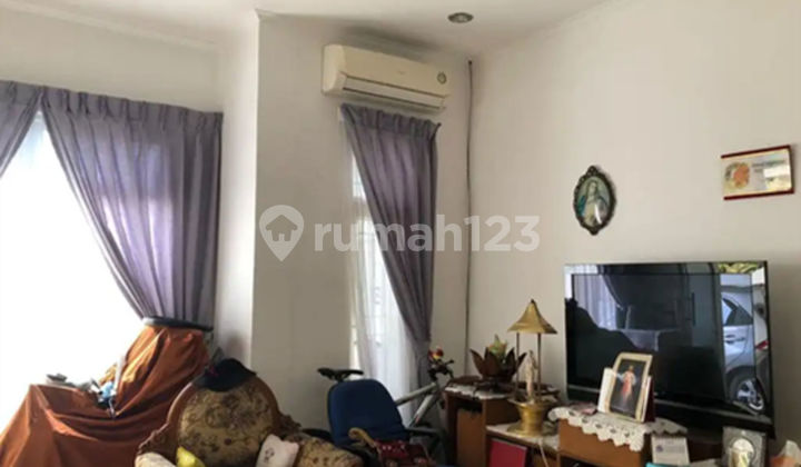 Rumah SHM Siap Huni 10 Menit ke Summarecon Mall Serpong Dibantu KPR J27116 2