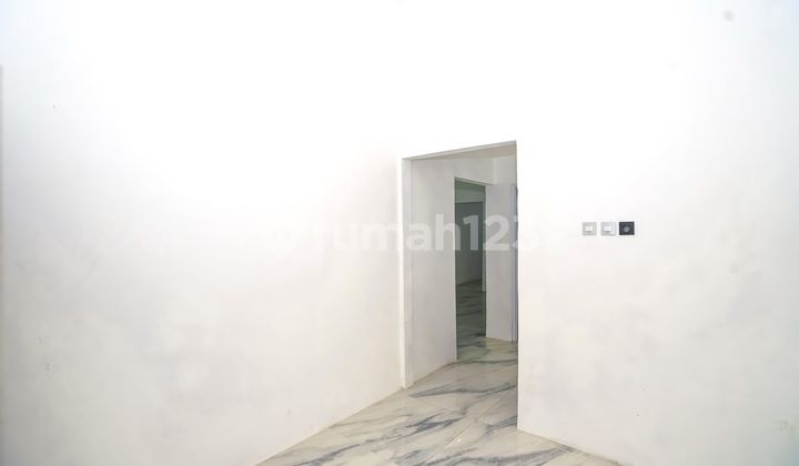 Rumah 9 Menit ke Rumah Sakit Citra Arafiq Sawangan SHM Dibantu KPR J-34047 2