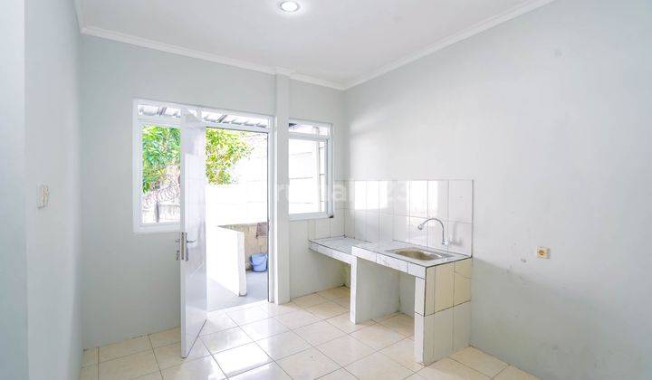 Rumah 5 Kamar Tidur SHM Siap KPR 7 Menit ke Rumah Sakit Sari Asih Ciputat J25962 2
