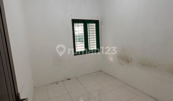 Ready-to-Occupy House 12 Minutes to Jatiwarna 1 Toll Gate, Assisted with Mortgage J39323 2