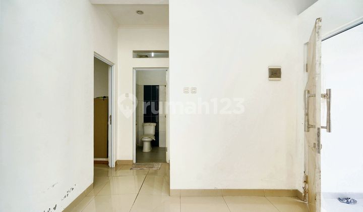 Rumah Hadap Selatan 15 menit ke Stasiun Cikarang SHM Siap KPR J-18559 2